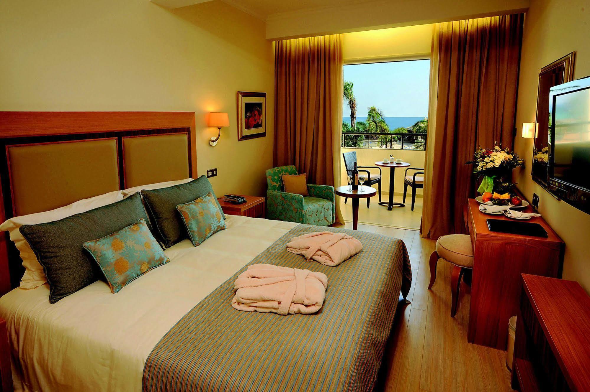 Olympic Bay Adults Only Otel Aya Napa Dış mekan fotoğraf
